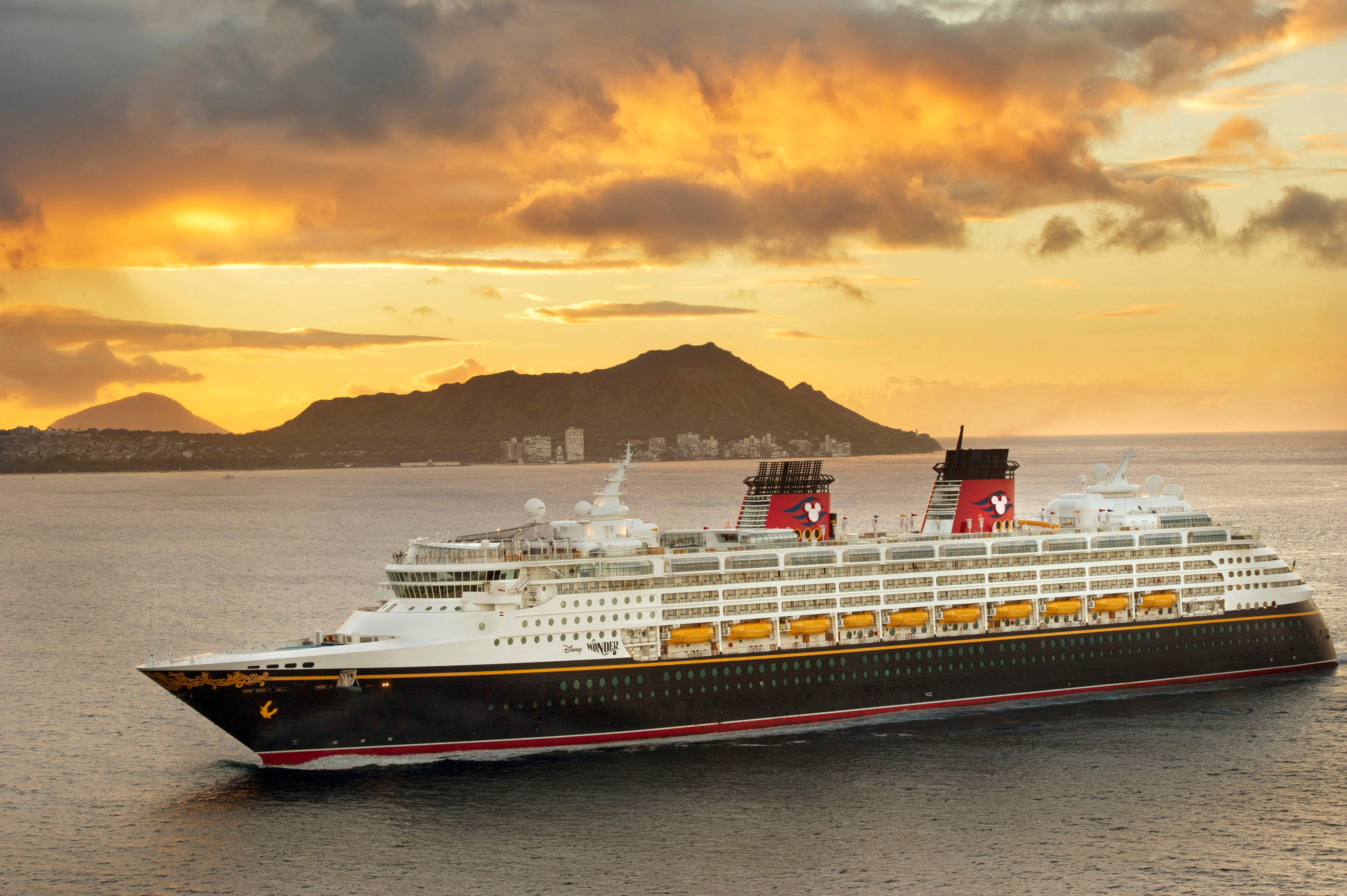 when does disney cruise go to hawaii