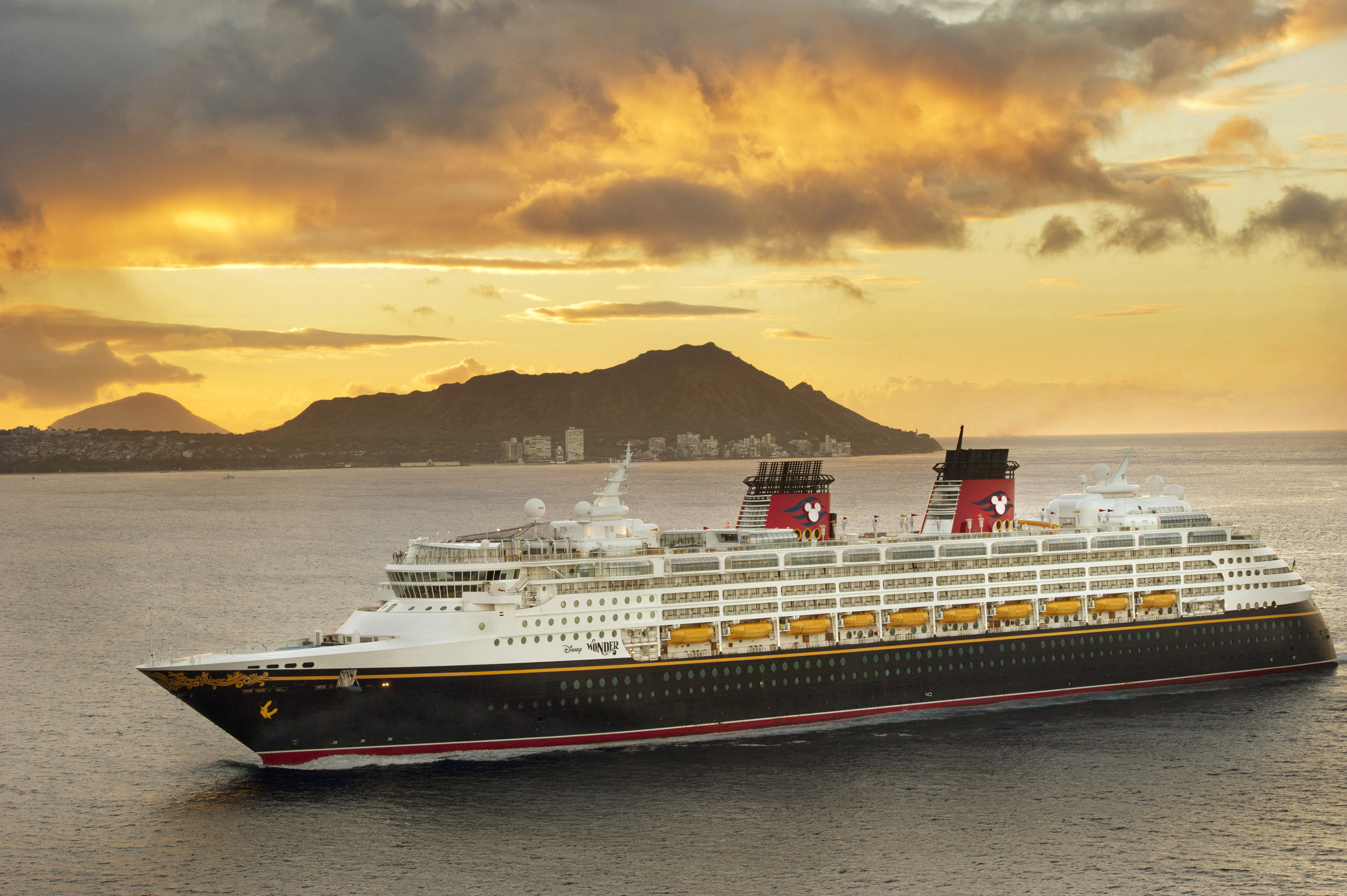 Disney Cruise Line anuncia cruzeiros de travessia do Pacífico em 2023