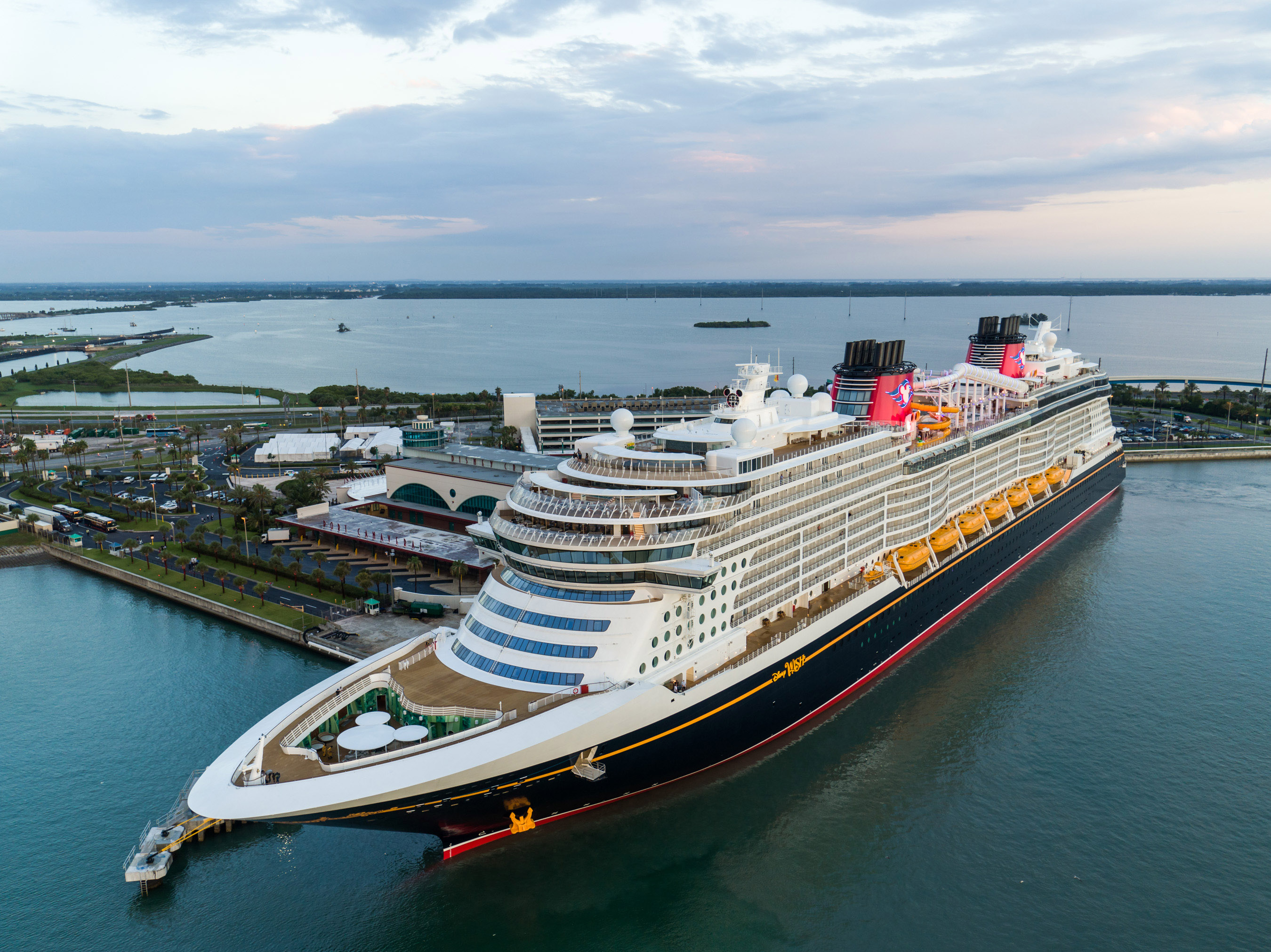 Furacão Ian: Impacto na Disney Cruise Line é mínimo